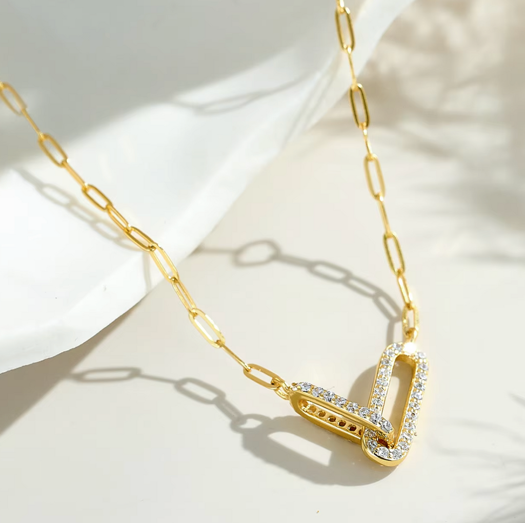 Pavé Interlocking Paperclip Link Necklace